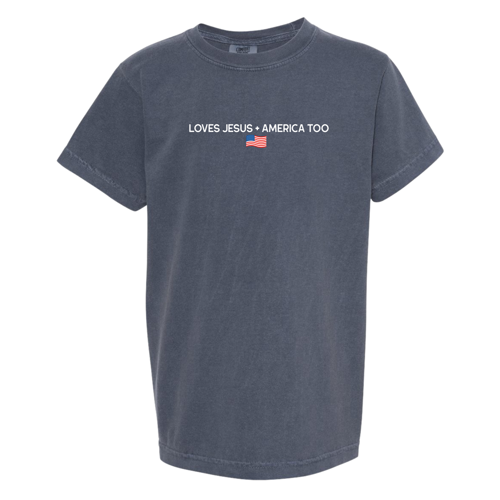 Loves Jesus + America tee